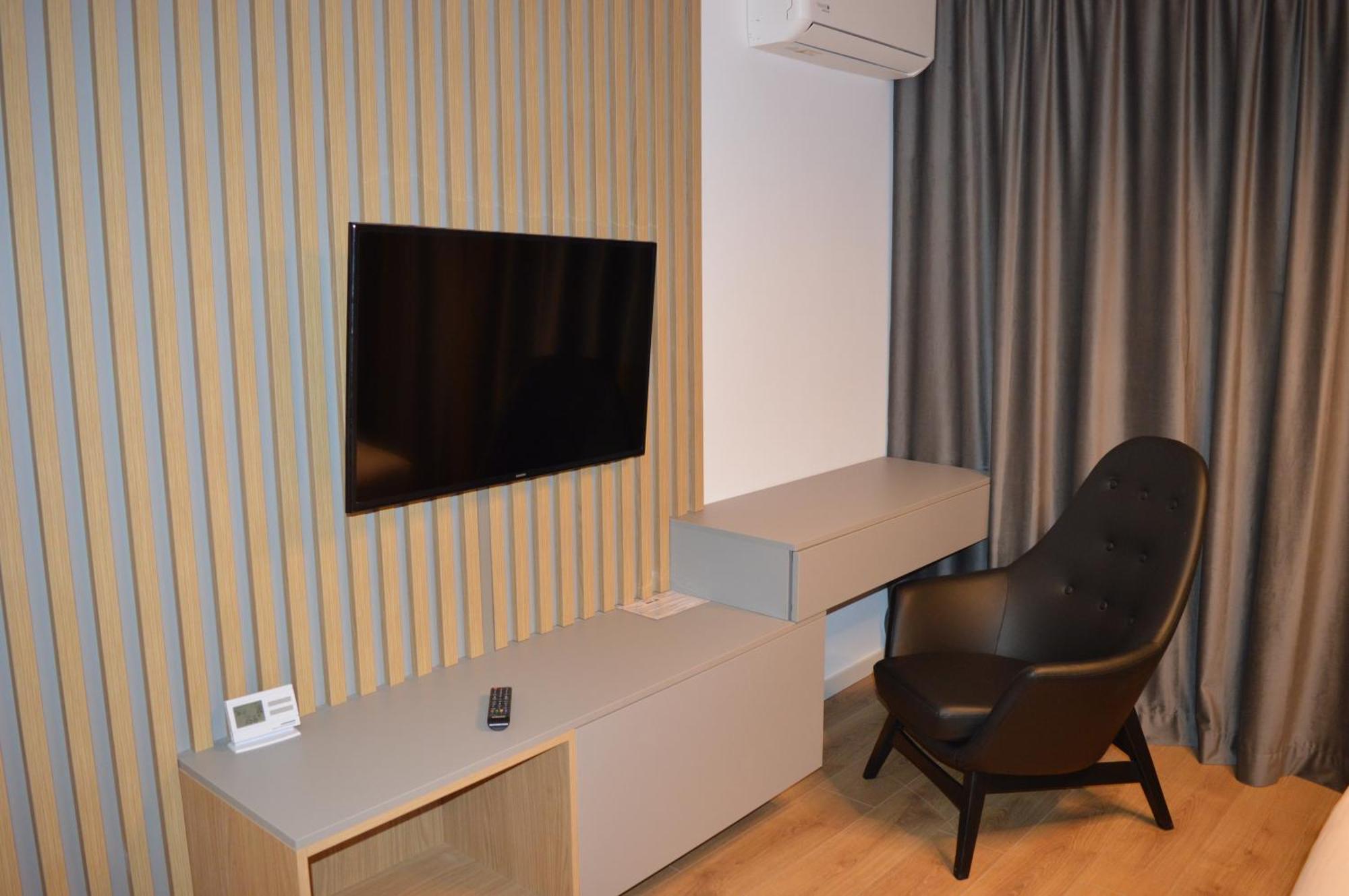 Meb Apartments - Park Lake Cluj-Napoca Esterno foto